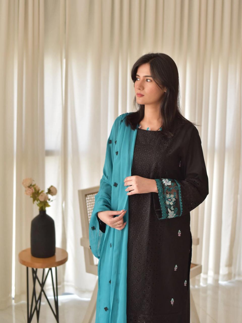 SAFIA 3 PC STITCHED